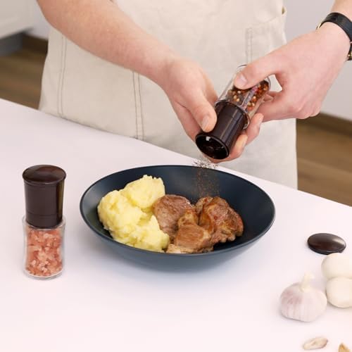 Vzaahu Salt and Pepper Grinder Set - Brown