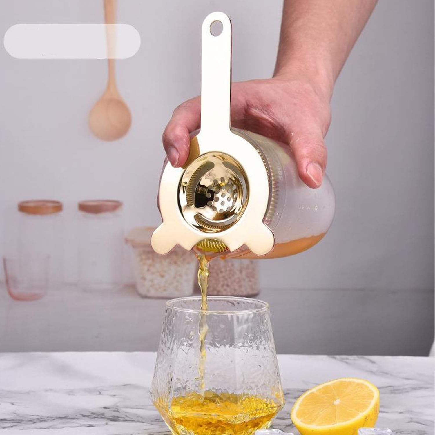 304 Stainless Steel Cocktail Bar Strainer for Home Bars and Restaurants Gold