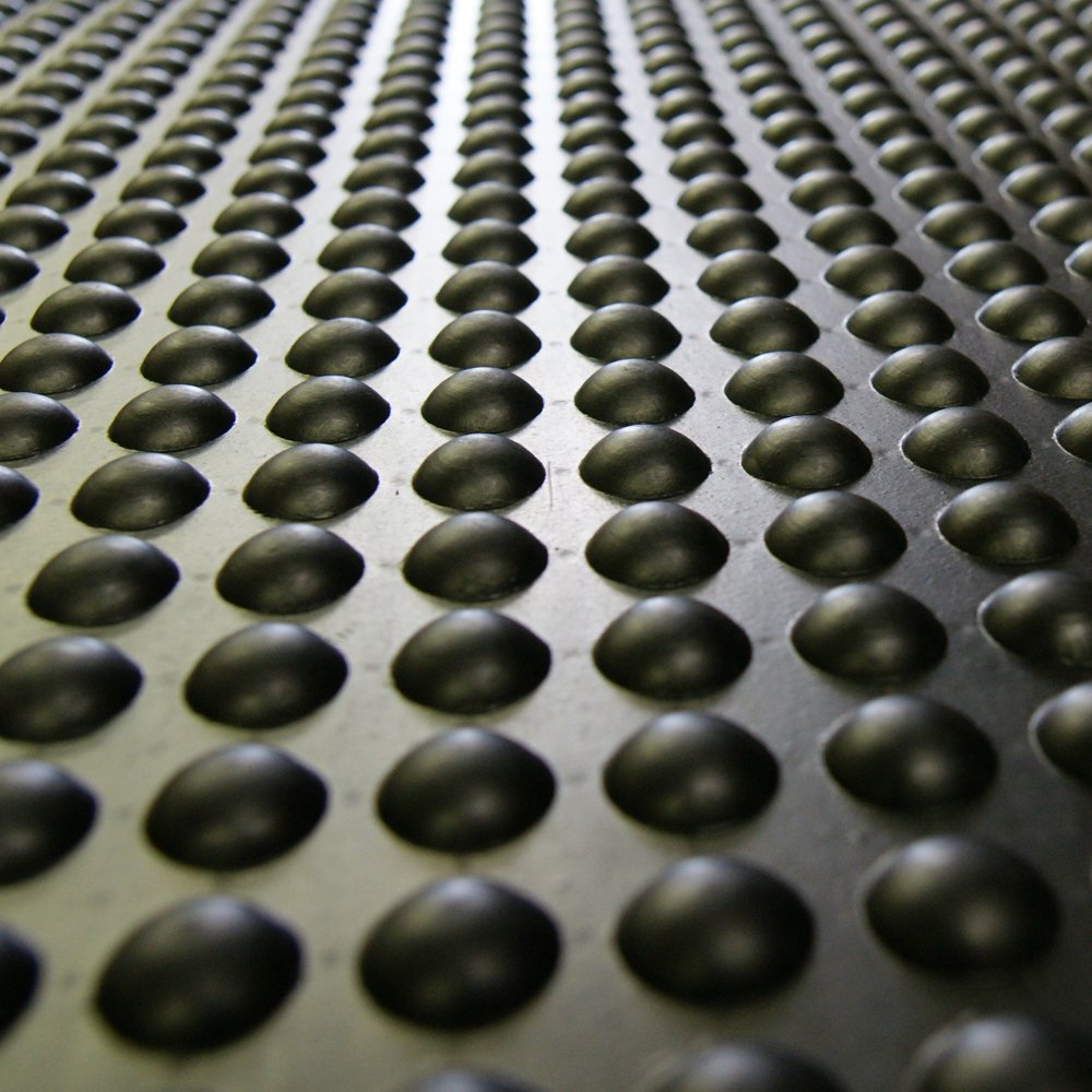 Black 58x2x3 Anti-Fatigue Bubble-Top Floor Mat Eco-Friendly