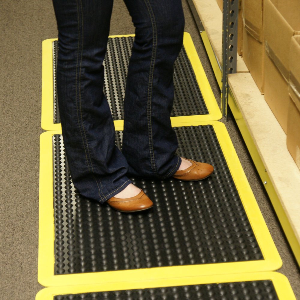 Black 58x2x3 Anti-Fatigue Bubble-Top Floor Mat Eco-Friendly