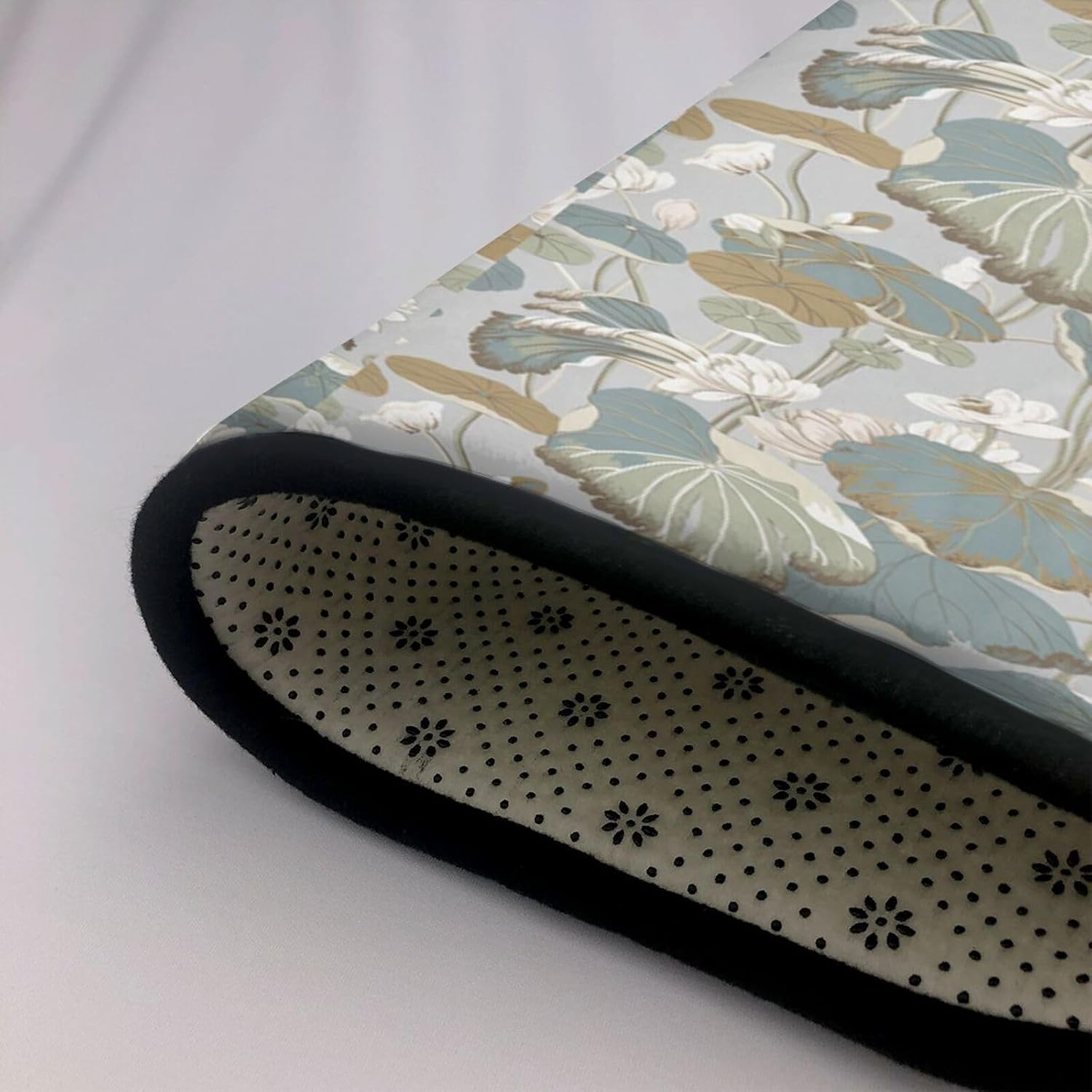Breaux Black Lily Pads