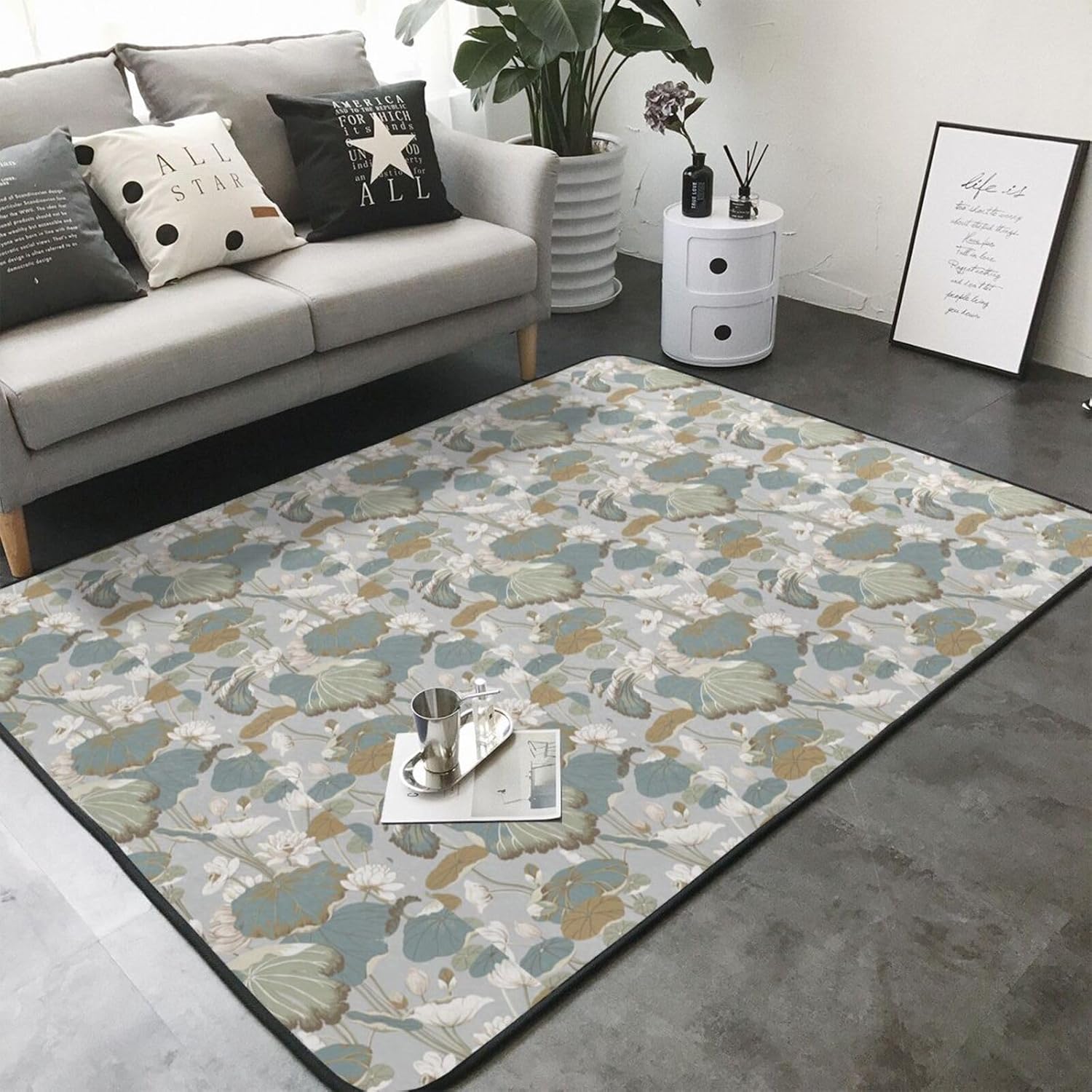 Breaux Black Lily Pads
