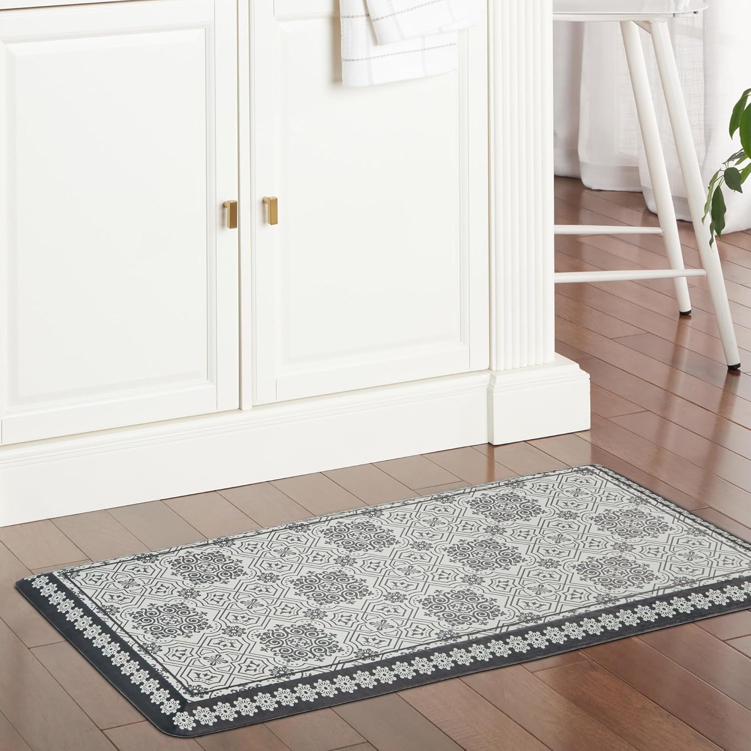 Martha Stewart Comfort Anti Fatigue Strie Medallion Tile Kitchen Mat