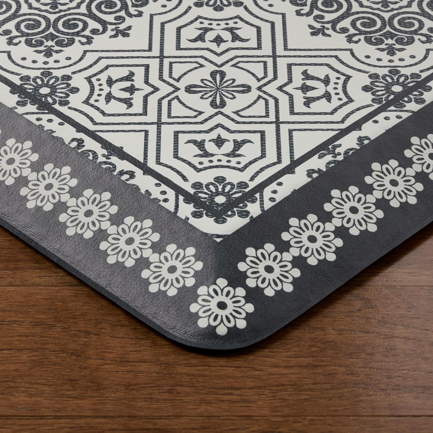 Martha Stewart Comfort Anti Fatigue Strie Medallion Tile Kitchen Mat